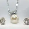 Juego perla con aretes en rodio